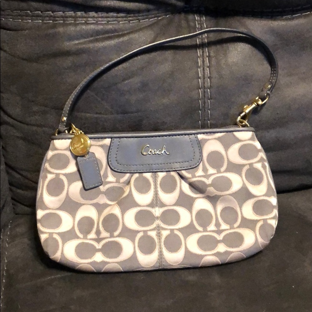 Coach wristlet like new
